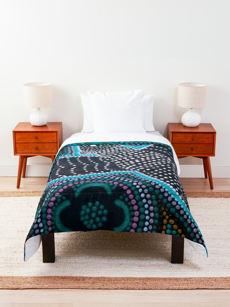 Alternate view of Black cockatoo- blue dreaming Comforter