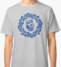 Spruce wreath with Bembel tendril swing Classic T-Shirt
