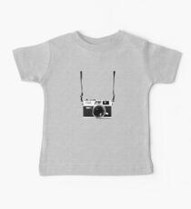 Vintage 35mm Rangefinder Camera Canon Canonet QL17 GIII Baby Tee