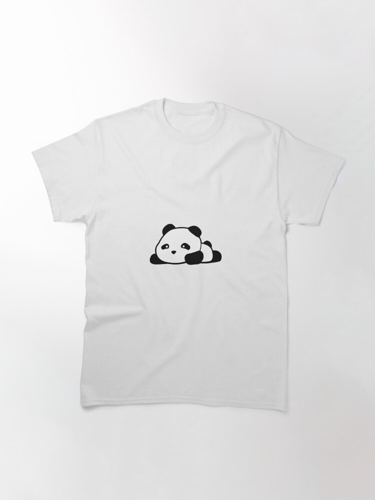 Aperçu 3 sur 7. T-shirt classique avec l'œuvre Panda kawaii créée et vendue par t335.
