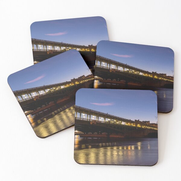 Item preview, Bir-Hakeim bridge at dawn in winter - Paris designed and sold by Ulysse Pixel.