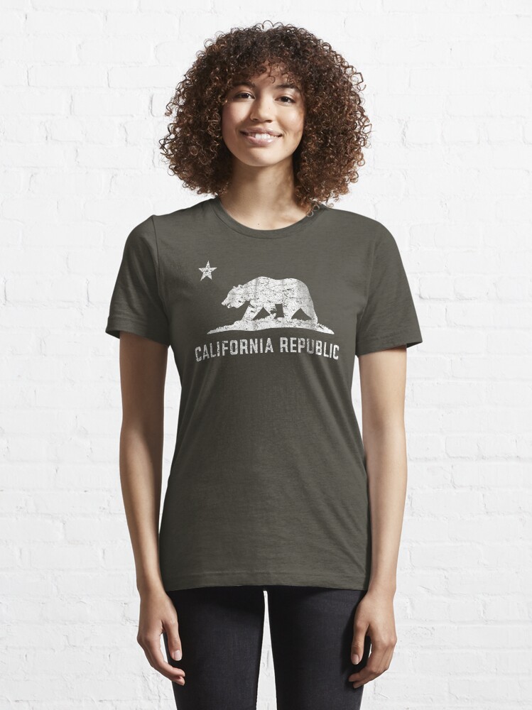 Alternate view of VIntage California Republic Essential T-Shirt