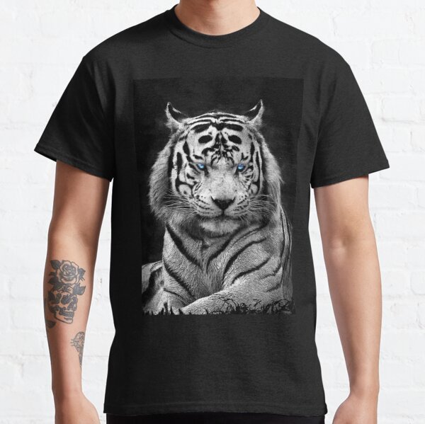 Amur tiger face big cat ink illustration T-Shirt by Loren Dowding - Fine  Art America