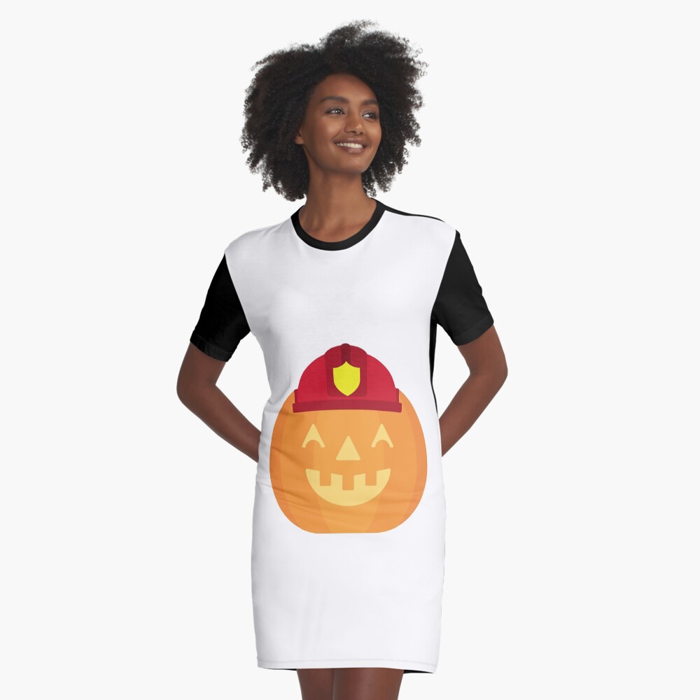 Hallowen Spooky Pumpkin T Shirt Gift for Hallows eve by Art Frikiland