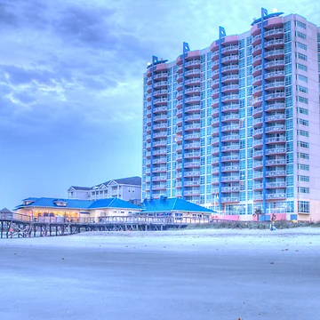 Artwork thumbnail, At the Pier by Ree  Reid