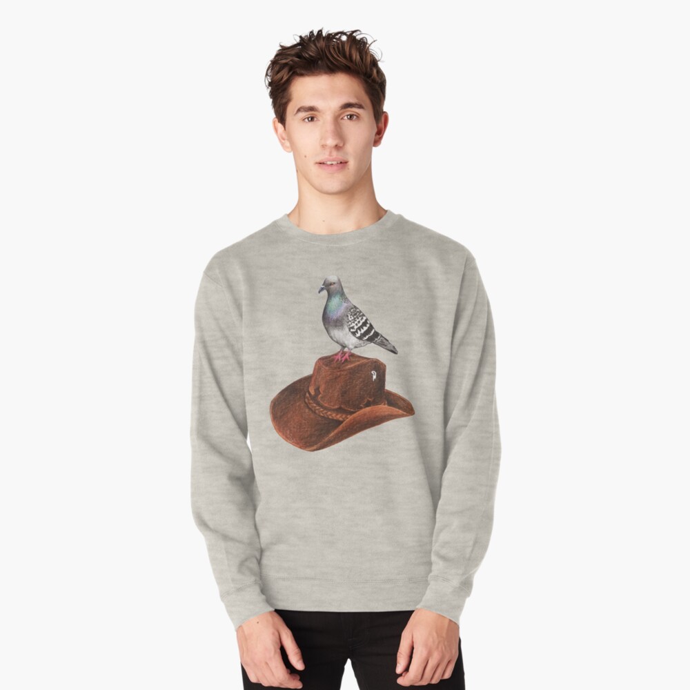 Cluck Norris - pigeon with cowboy hat Pullover Sweatshirt