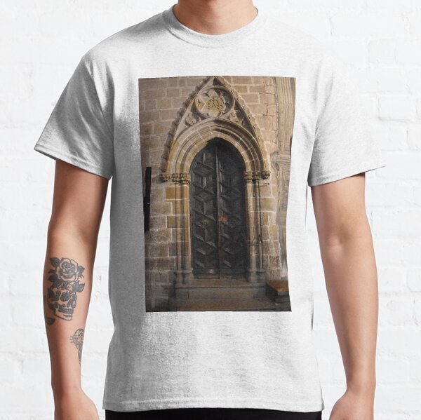 Cloister Door, Barcellona Cathedral of Saint Eulalia Classic T-Shirt