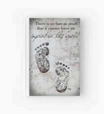 Cuaderno de tapa dura Pequeñas huellas