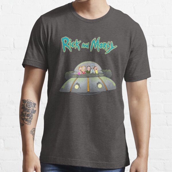 Rick and Morty - Family together flying spaceship Essential T-Shirt