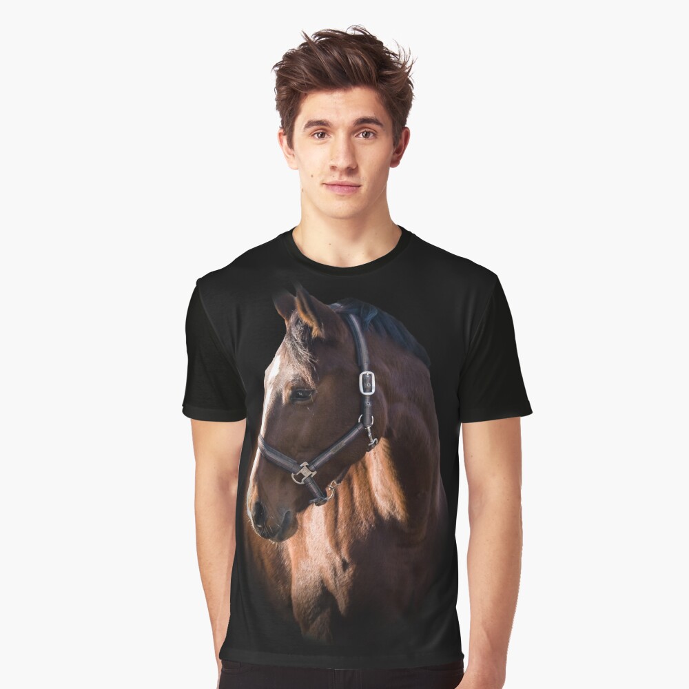Aperçu de l'œuvre T-shirt graphique créée et vendue par cwhatisee.