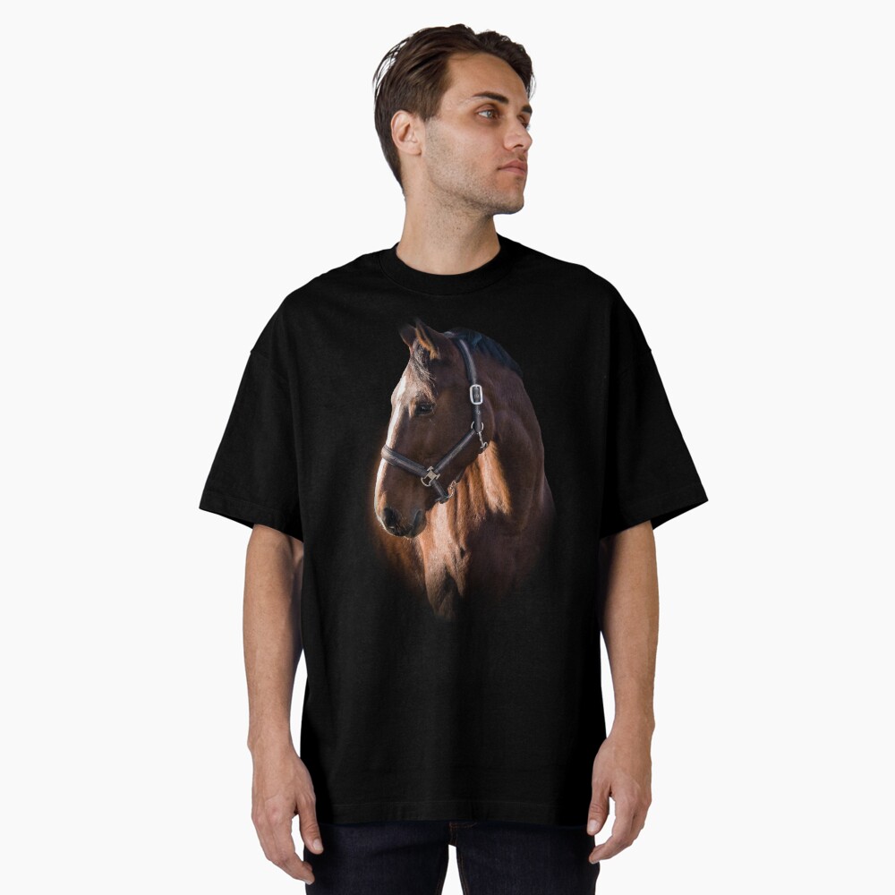Aperçu de l'œuvre T-shirt oversize créée et vendue par cwhatisee.