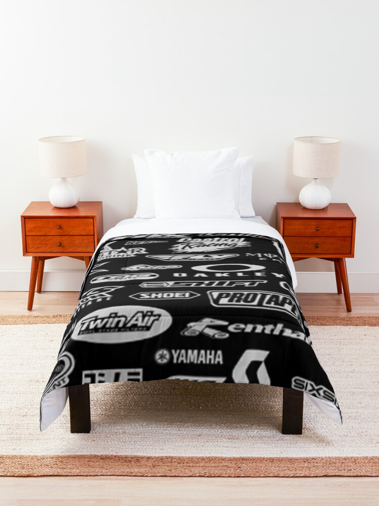 Alternate view of Untitled Comforter