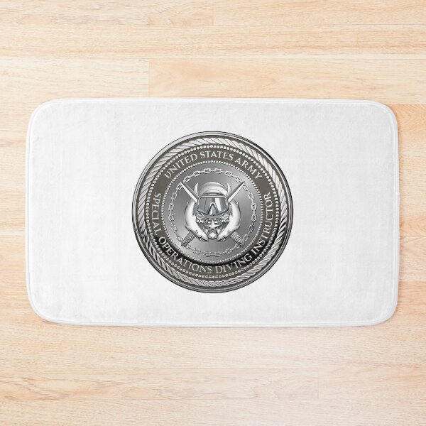 Artikelvorschau, U.S. Army Engineer Divers Special Operations Diving Instructor Badge Special Edition über weißem Leder entworfen und verkauft von Serge Averbukh Art Studio.