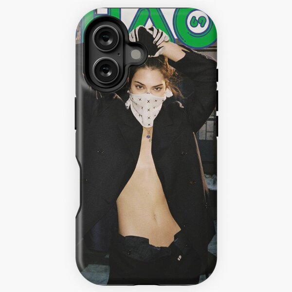 Aperçu de l'œuvre T-shirt Kendall Jenner créée et vendue par amandaoperes.