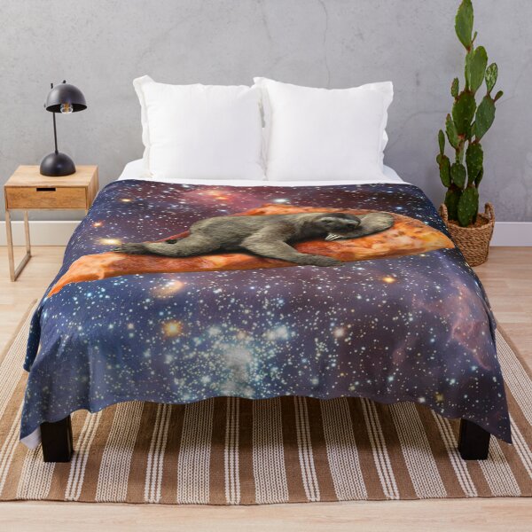 Artikelvorschau, Pizza-Faultier im Weltraum entworfen und verkauft von Scot Gotcher.