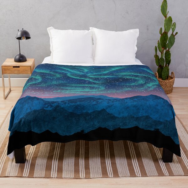 Artikelvorschau, Aurora borealis over mountains entworfen und verkauft von Rebecca Reck Art.