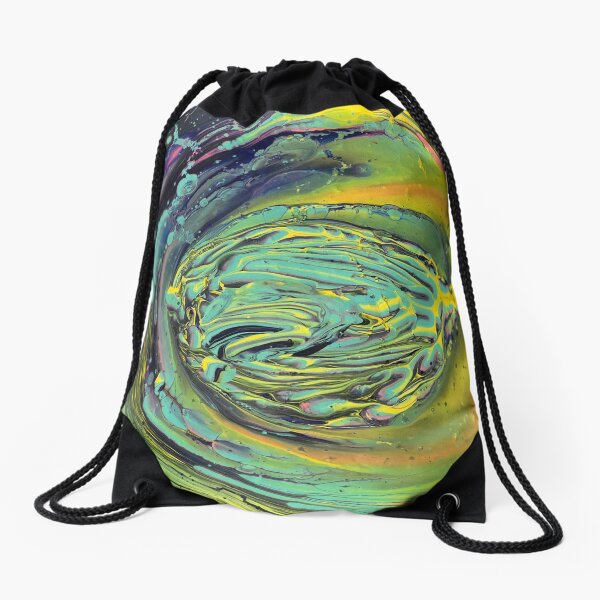 Falling into wonderland Drawstring Bag