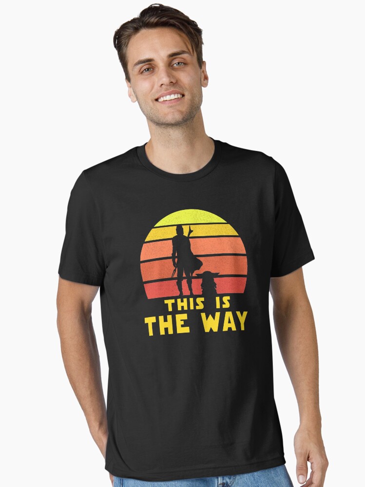 Imagen 1 de 7, Camiseta esencial con la obra mando retro vol.1, diseñada y vendida por stalafit.