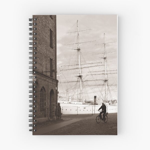 Aperçu de l'œuvre Das Segelschulschiff "Gorch Fock" à Stralsund ... créée et vendue par Angelika Vogel.