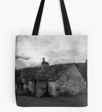 Fasnakyle Tote Bag
