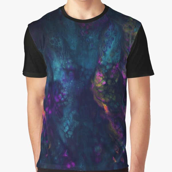Daunting Graphic T-Shirt