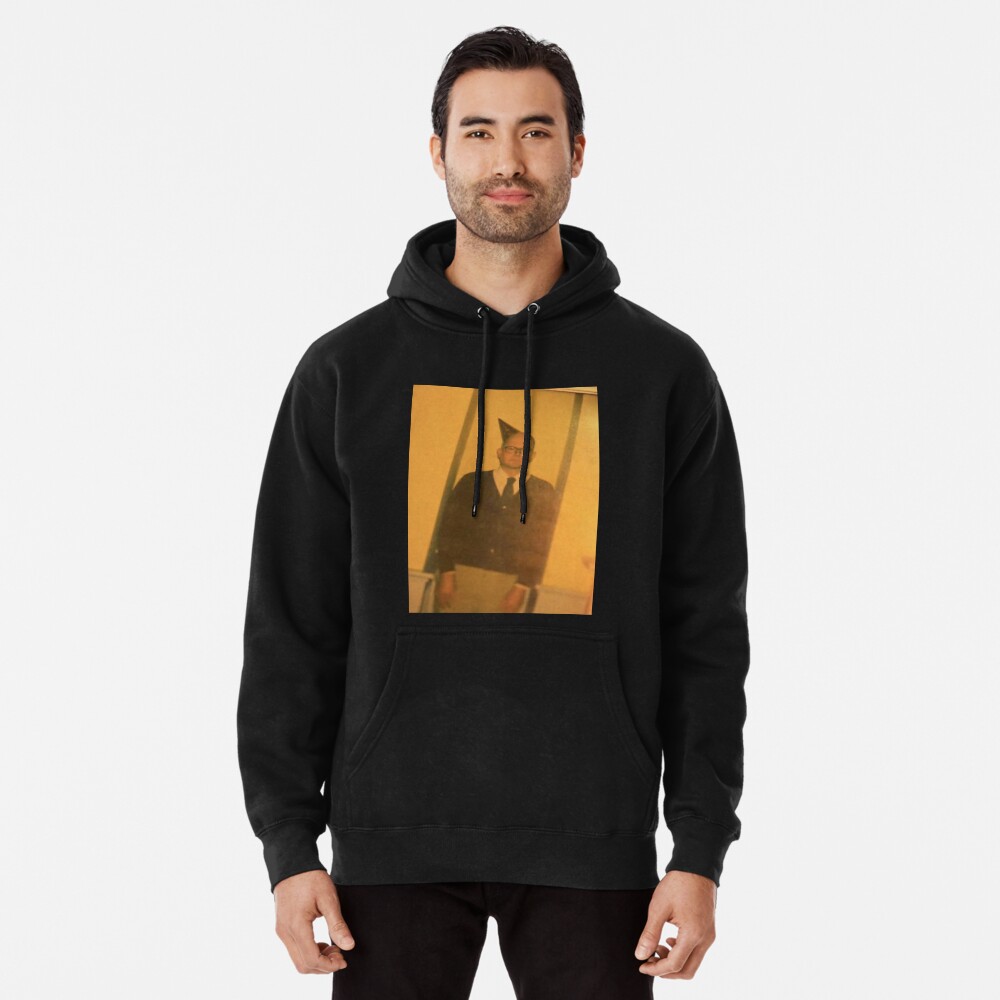 Aperçu de l'œuvre Sweat à capuche épais créée et vendue par wickedjawn.