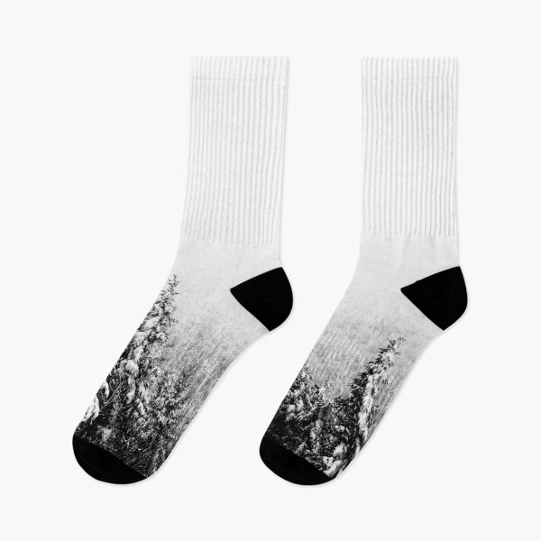 Artikelvorschau, Schneebedeckte Bäume, Schwarzweiss, moderne Kunst entworfen und verkauft von moderntrend.