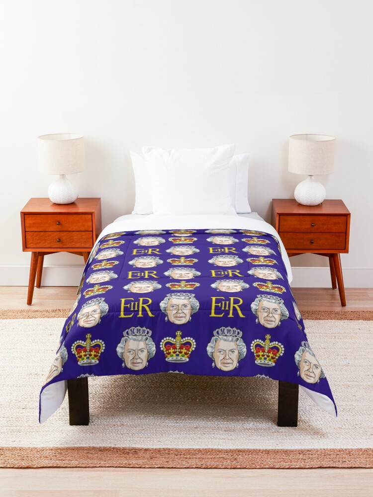 Alternate view of Queen Elizabeth II Comforter