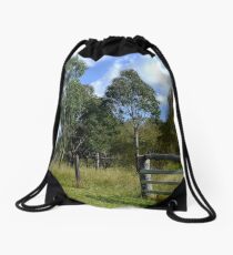 The Aussie farm fence Drawstring Bag