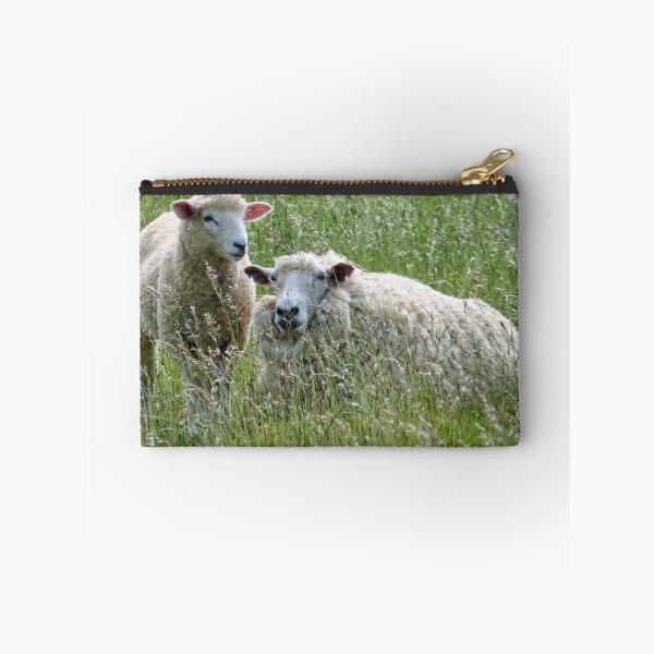Aperçu de l'œuvre Ewe And Me créée et vendue par lynn carter.