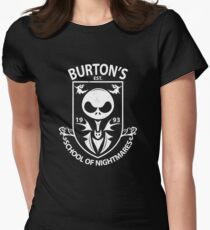 Burtons Schule der Albträume Tailliertes T-Shirt für Frauen