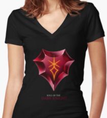 Seele des Dunklen Ritters - schwarz Tailliertes T-Shirt mit V-Ausschnitt