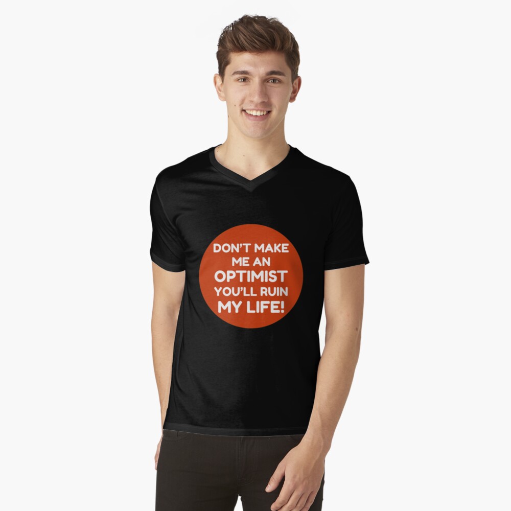 Vista previa del artículo con la obra «Camiseta de cuello en V», diseñado y vendido por happygiftideas.