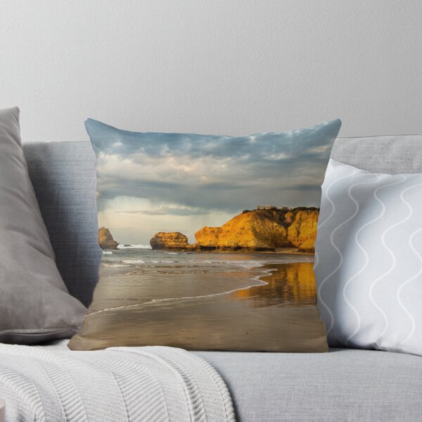 Aperçu de l'œuvre Meules de foin près de Torquay vic créée et vendue par Dreamscape Eclectic .