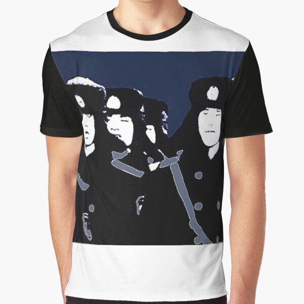 BLUE / RED IS COMING Graphic T-Shirt
