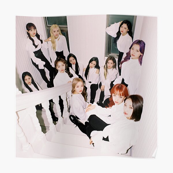 LOONA group print Poster