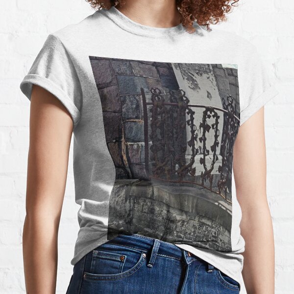Wrought Iron Graveyard Fence Classic T-Shirt