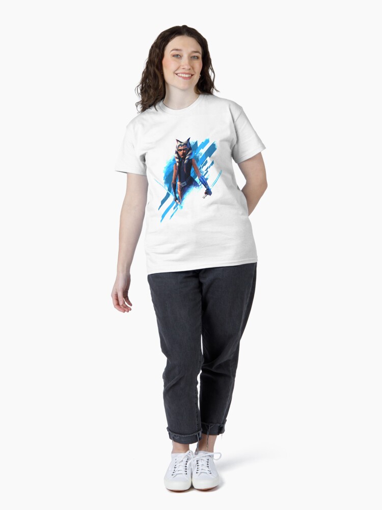 Imagen 4 de 7, Camiseta clásica con la obra Ahsoka Tano, diseñada y vendida por PeterSilver.