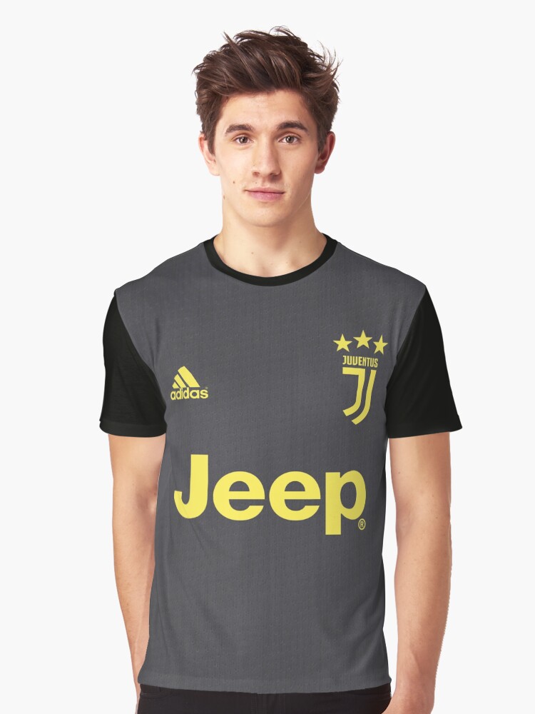 juventus black and yellow jersey