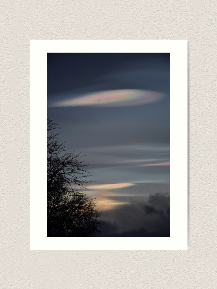 Lamina Artistica Nubes Estratosfericas Polares Sobre Islandia De Elisainiceland Redbubble