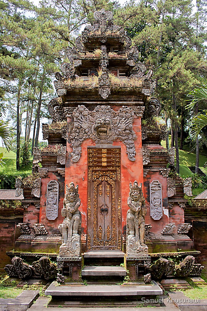  Pintu  Gerbang  Pura Tirta Empul by Samuel Khusunawi 