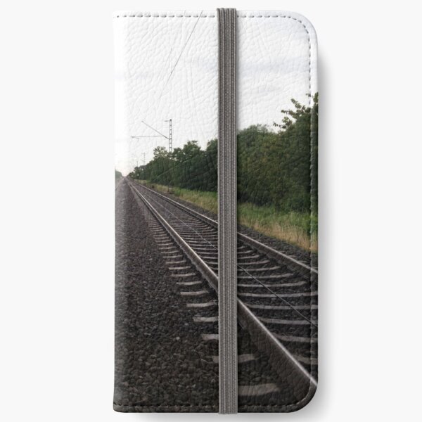 centered iPhone Flip-Case