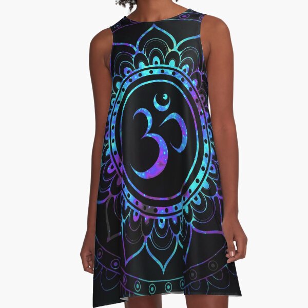 Artikel-Vorschau von Om Mandala: Lila blaugrüne blaue Galaxie, designt und verkauft von 2sweetsDesign.