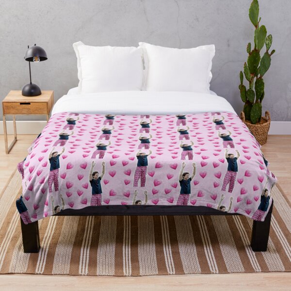 Tom Holland pink print Throw Blanket