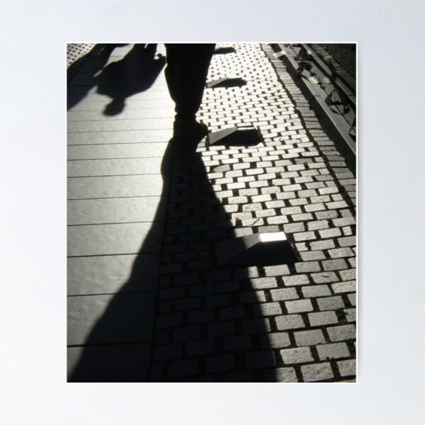 Artikelvorschau, The Shadows entworfen und verkauft von Richard Murch.
