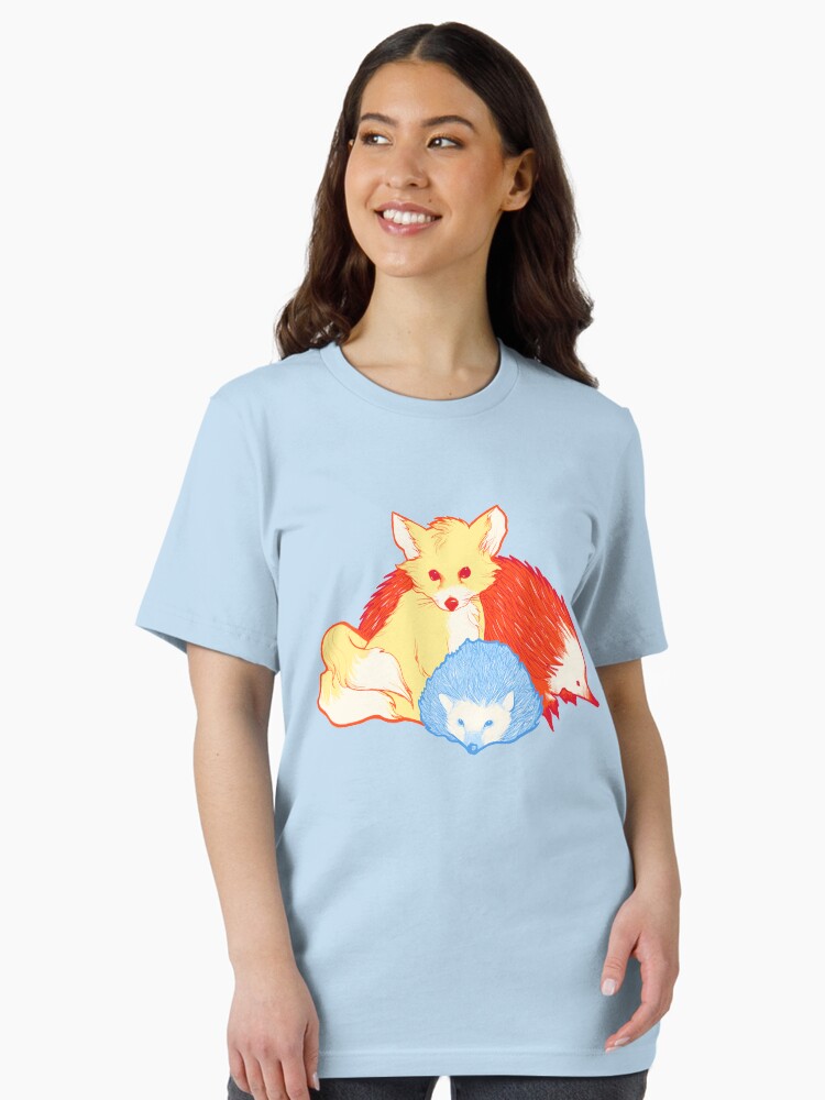 Imagen 2 de 7, Camiseta esencial con la obra Amigos rápidos, diseñada y vendida por MeganLara.