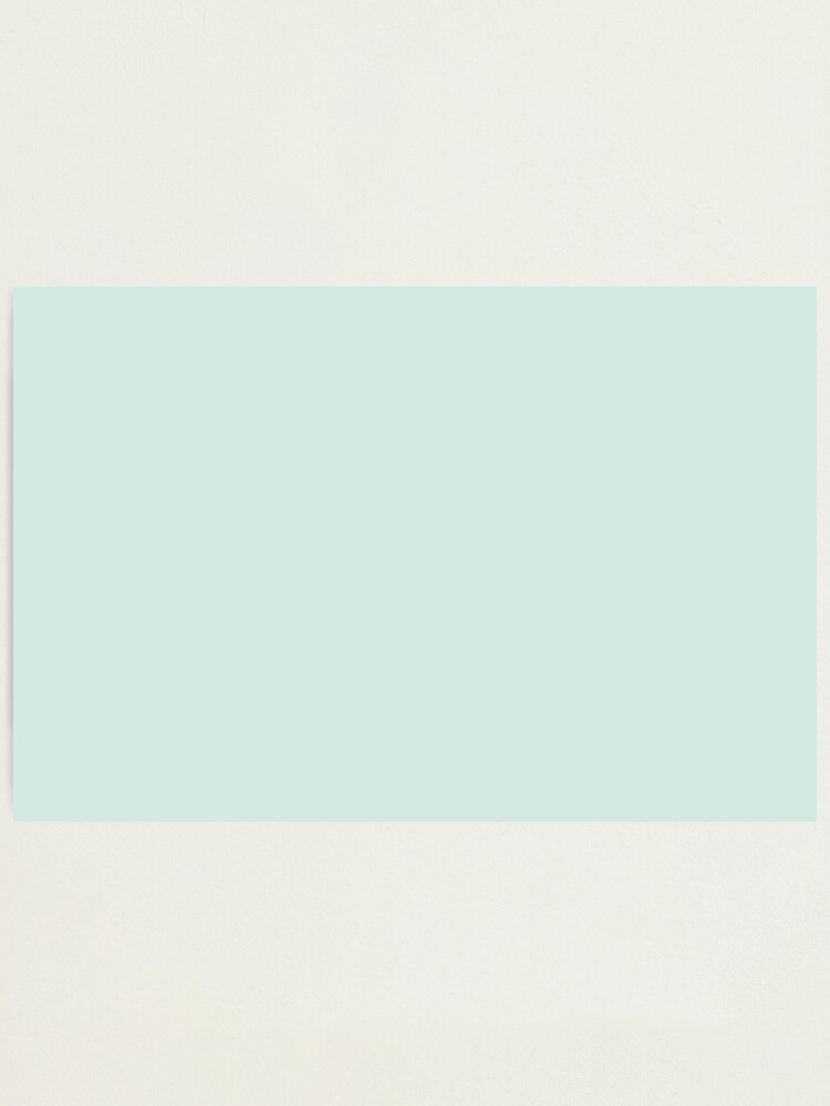 Impression Photo Couleur Unie Vert Pastel Clair Inspire De La Couleur De L Annee Mint Whisper 5008 7a Par Simplysolid Redbubble
