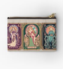 Video Game Nouveau Studio Pouch