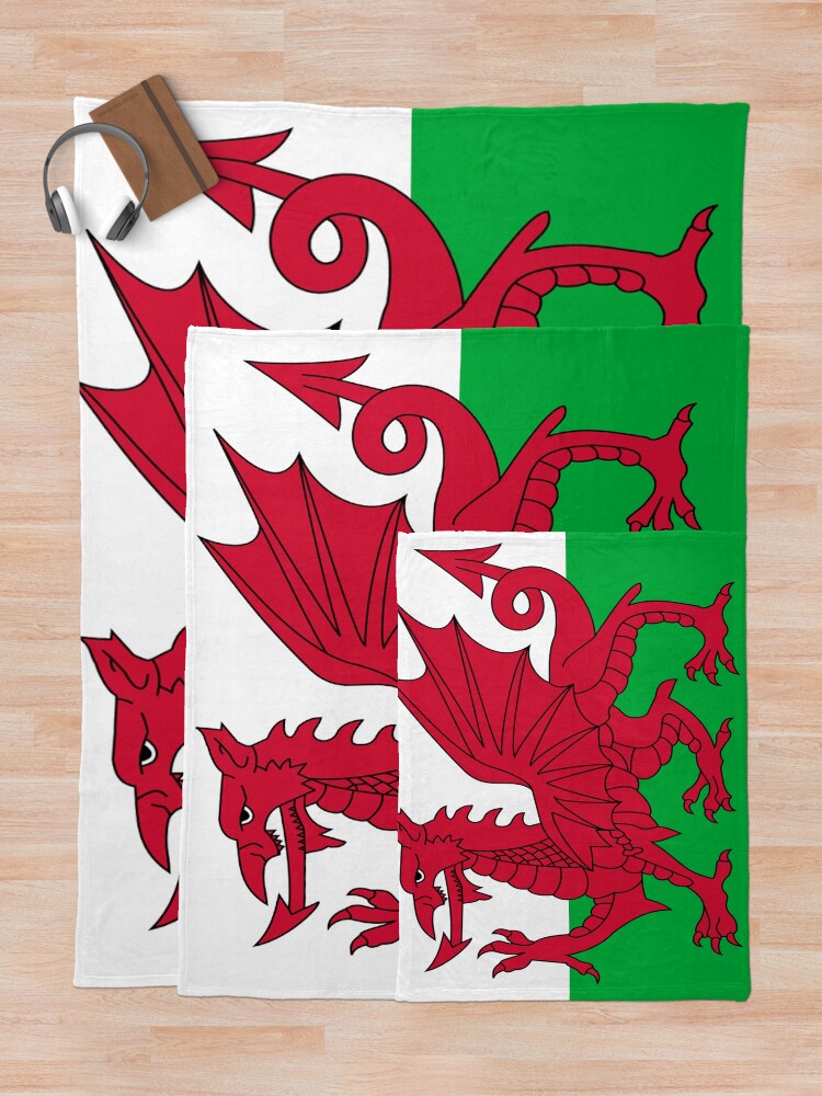 "Welsh Winter Throw Blanket Flag of Wales Red Dragon" Throw Blanket