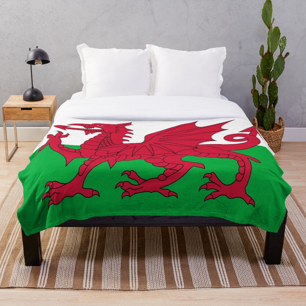 "Welsh Winter Throw Blanket Flag of Wales Red Dragon" Throw Blanket